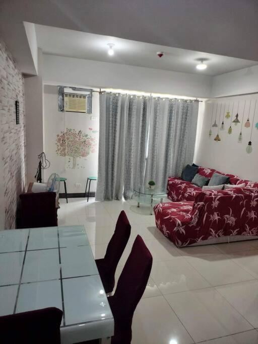 Cubao Manhattan Heights, Unit 8Bc Tower B, 1 Br Маніла Екстер'єр фото