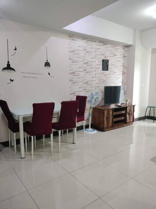 Cubao Manhattan Heights, Unit 8Bc Tower B, 1 Br Маніла Екстер'єр фото