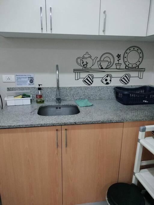 Cubao Manhattan Heights, Unit 8Bc Tower B, 1 Br Маніла Екстер'єр фото