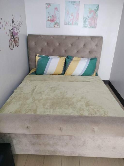 Cubao Manhattan Heights, Unit 8Bc Tower B, 1 Br Маніла Екстер'єр фото